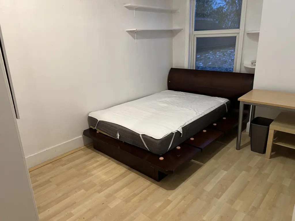 Shiny Sparkles Cleaning Services in Wouth West London 043
